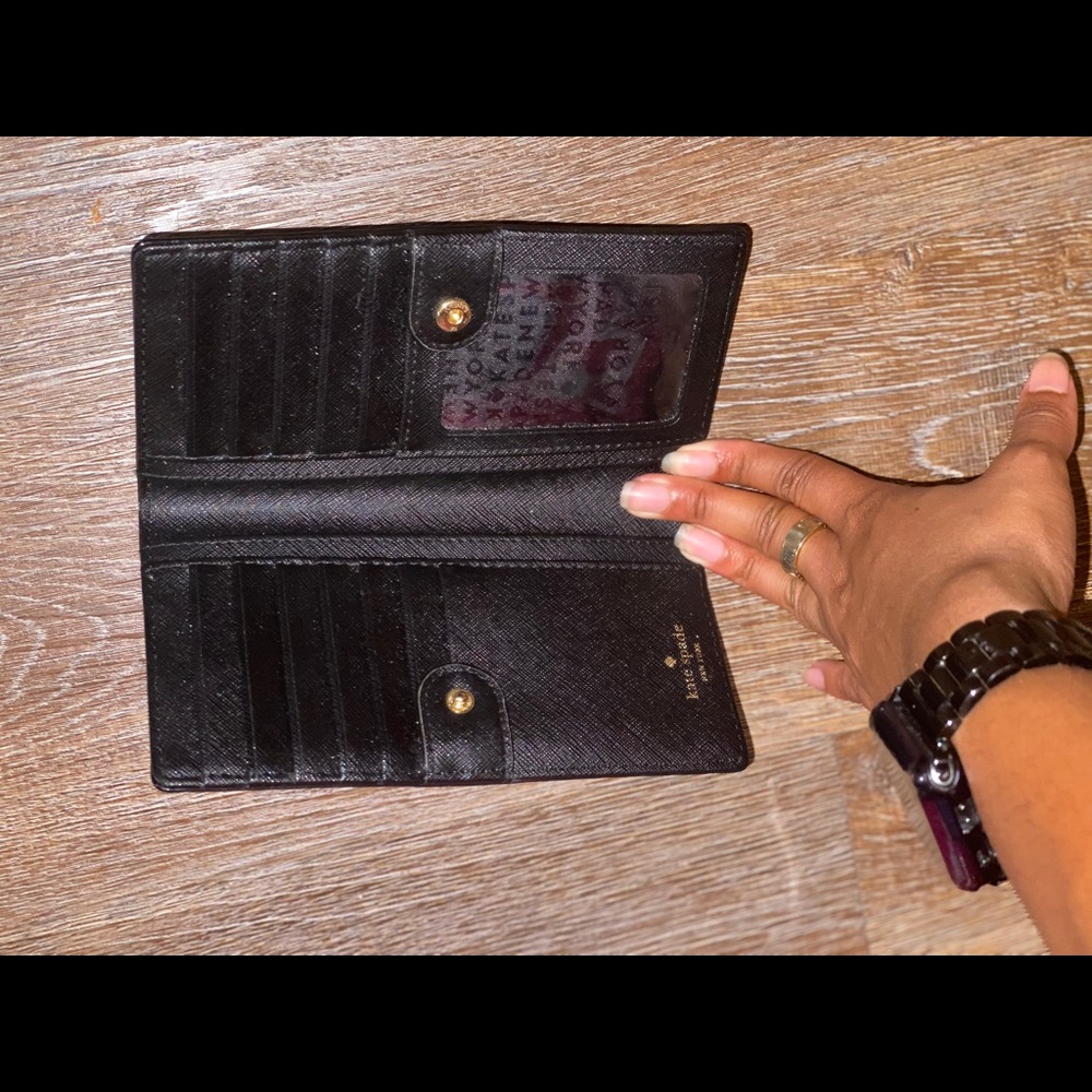 Kate Spade Wallet - Picture 4 of 5